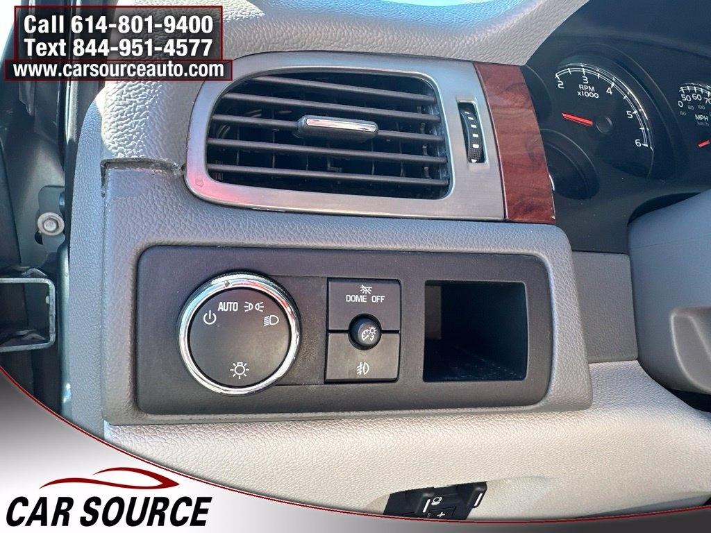 Chevrolet Suburban  2009
