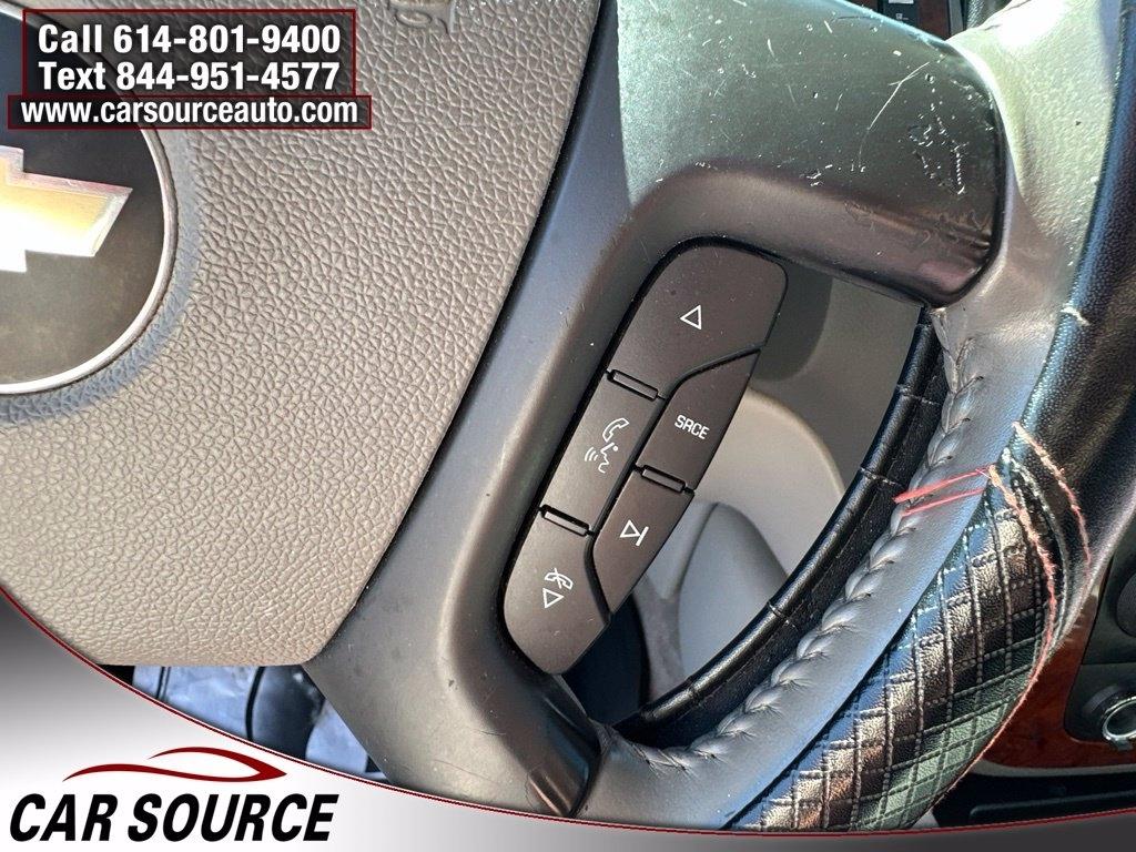 Chevrolet Suburban  2009