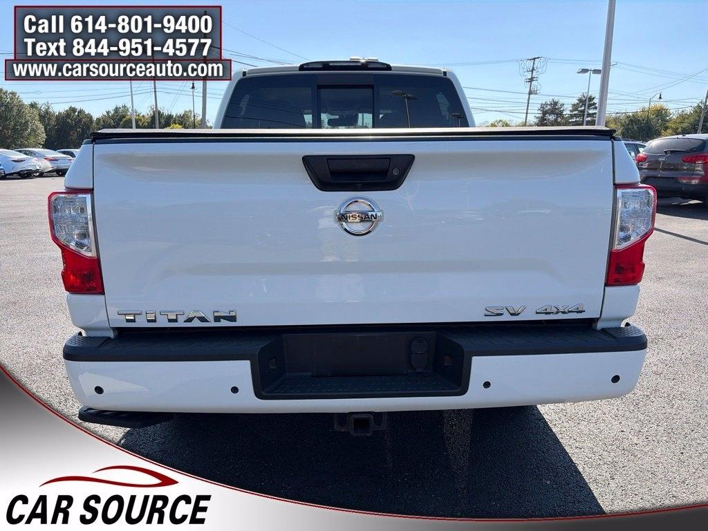Nissan Titan  2020
