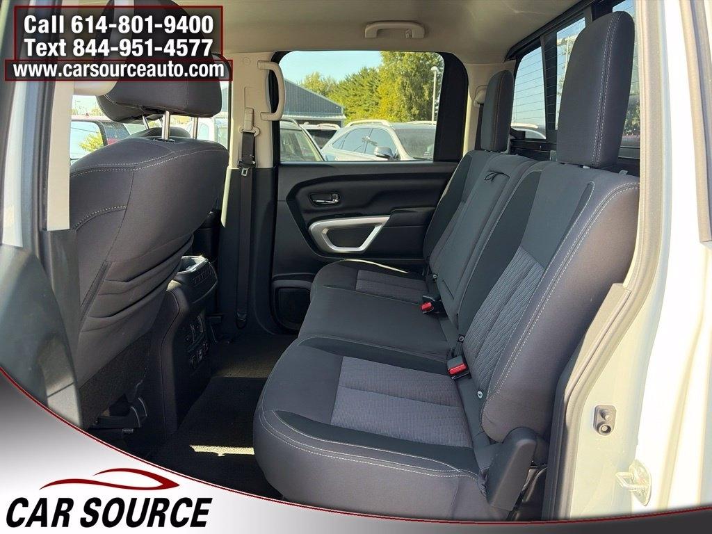Nissan Titan  2020