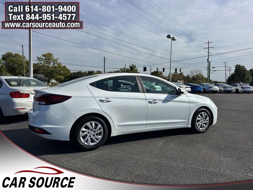 Hyundai Elantra  2020