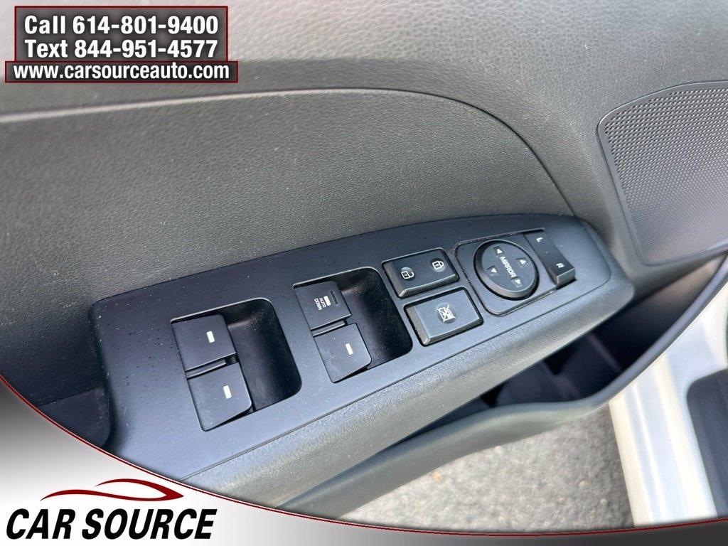 Hyundai Elantra  2020