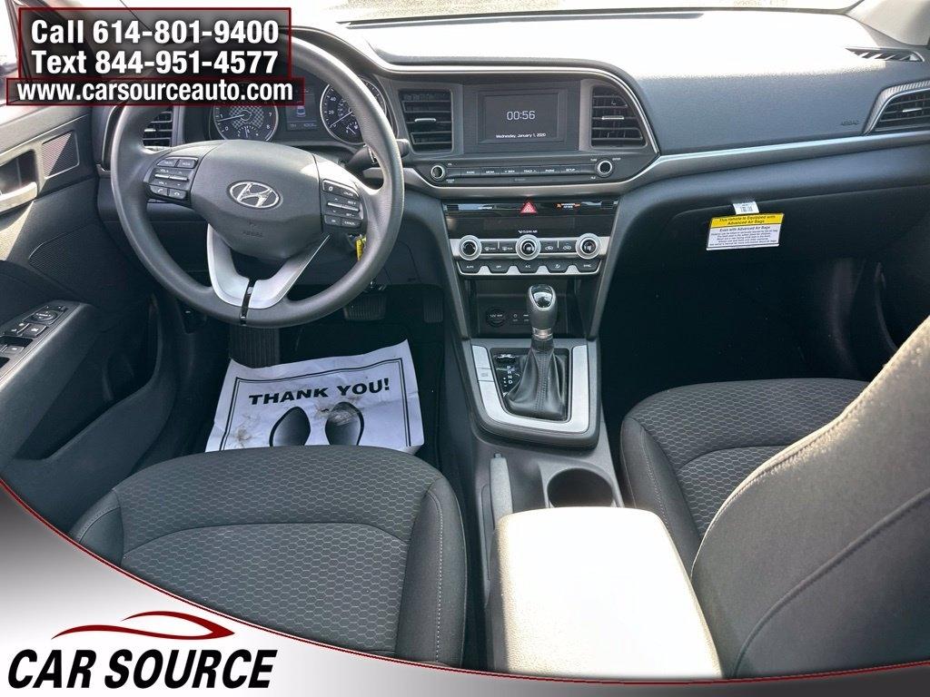 Hyundai Elantra  2020