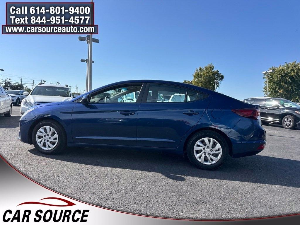 Hyundai Elantra  2020