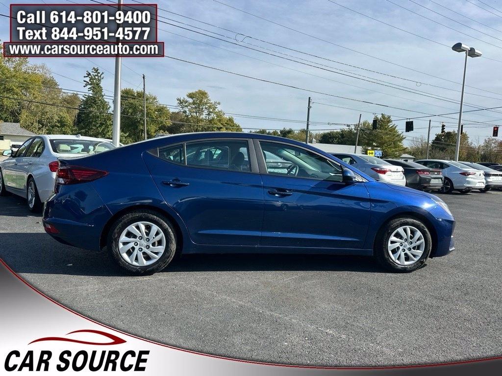 Hyundai Elantra  2020
