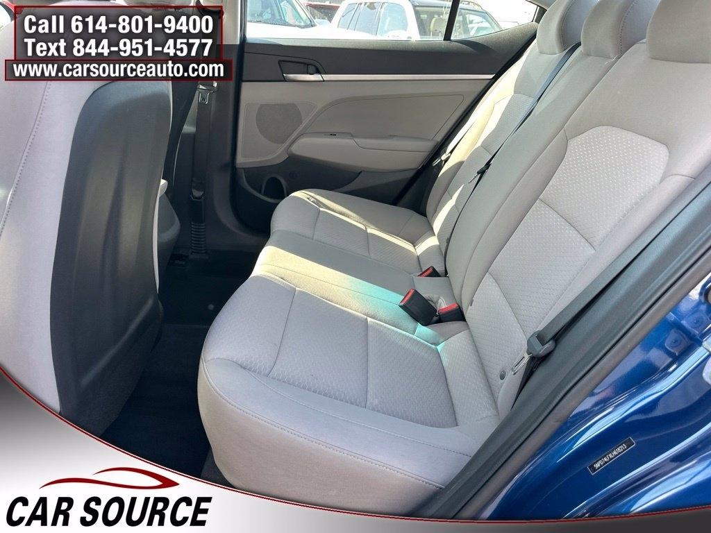 Hyundai Elantra  2020