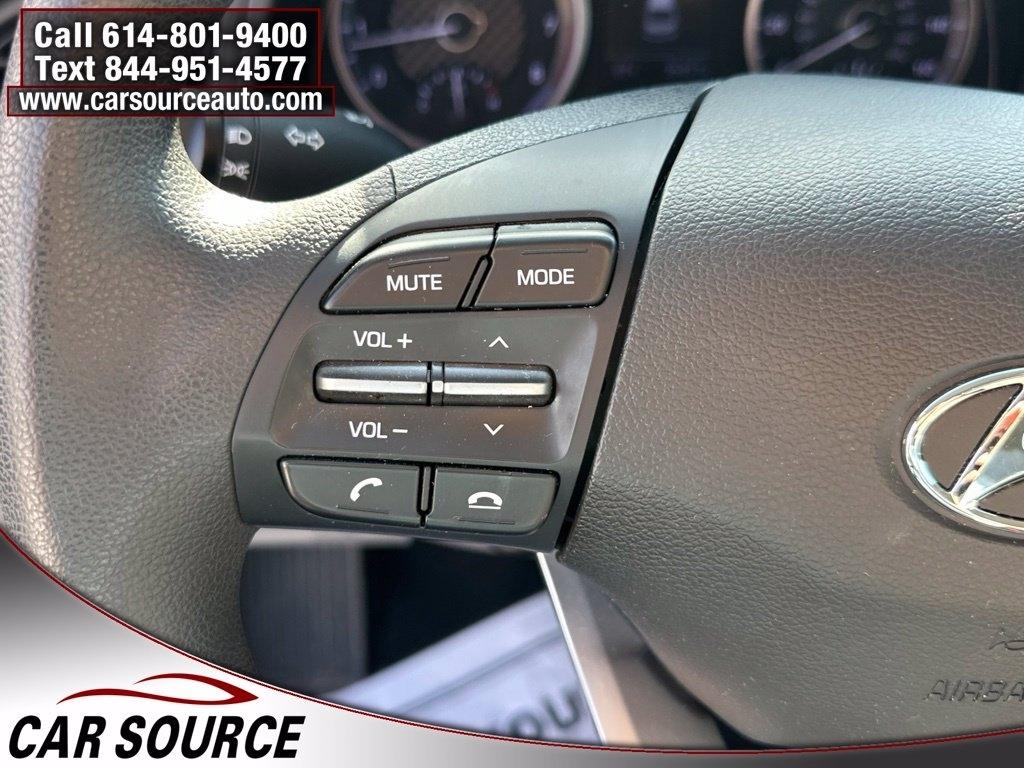 Hyundai Elantra  2020
