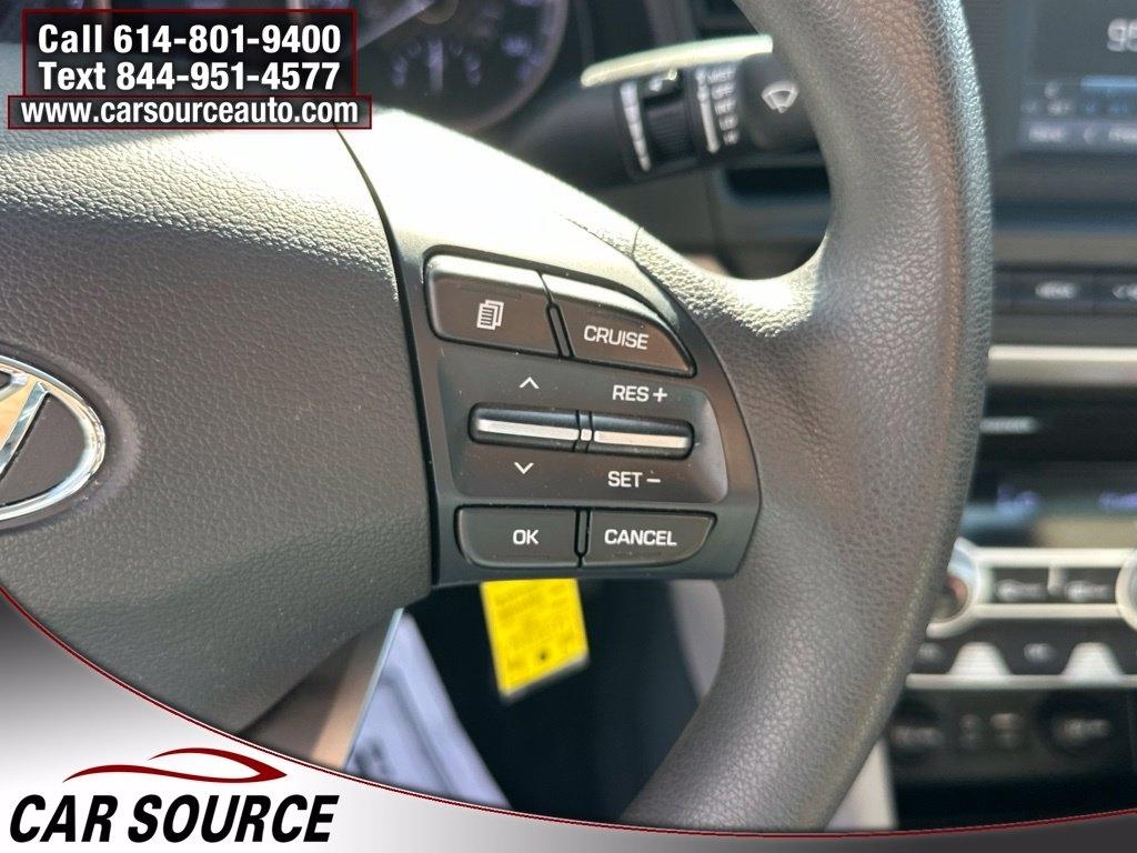 Hyundai Elantra  2020