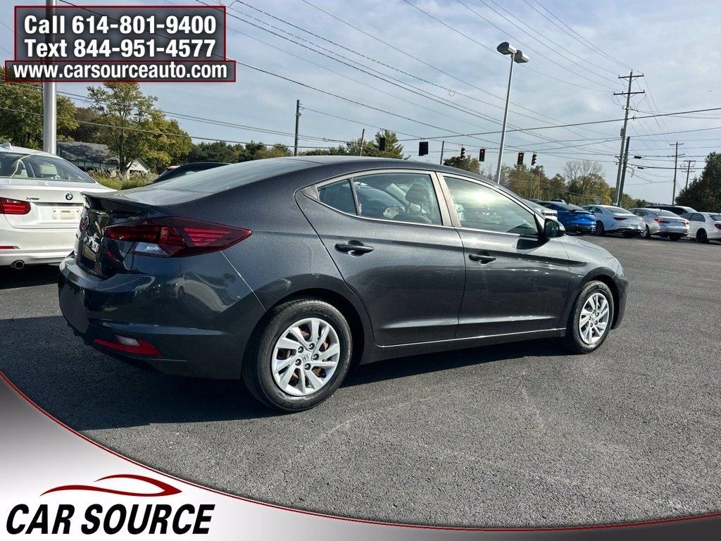 Hyundai Elantra  2020