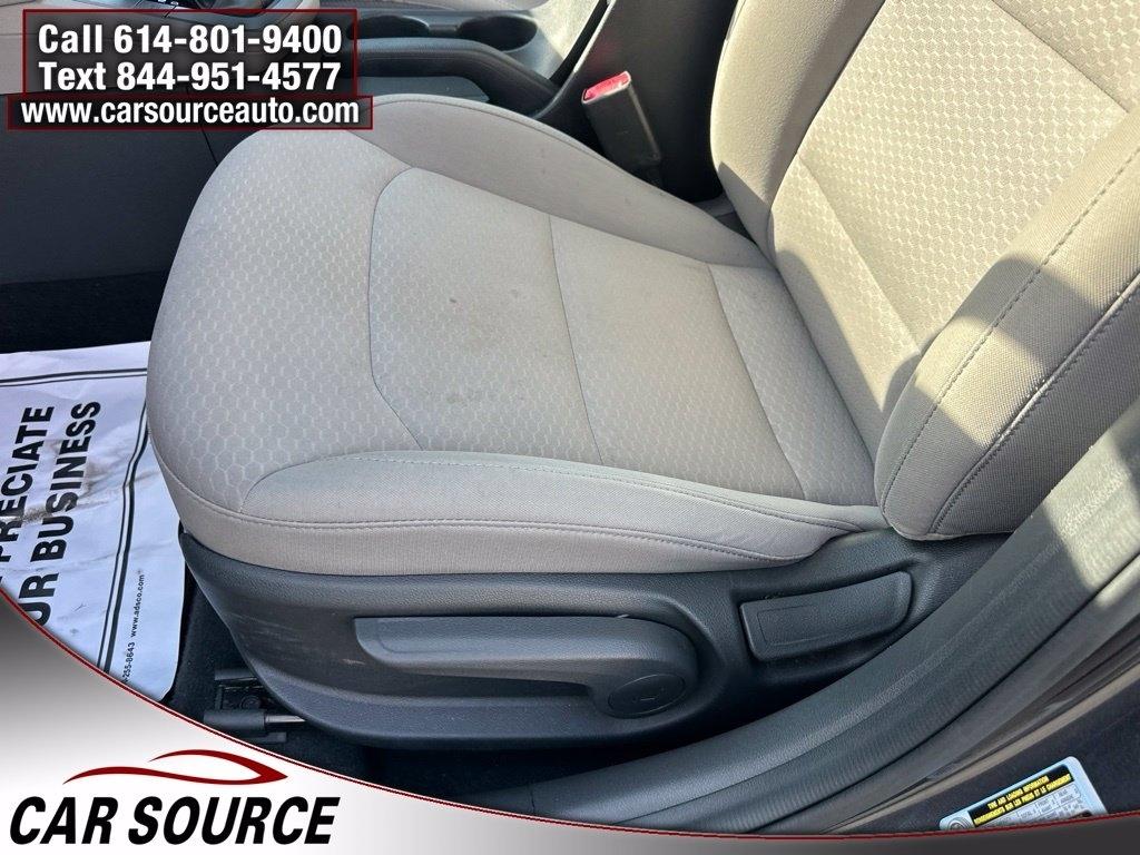 Hyundai Elantra  2020