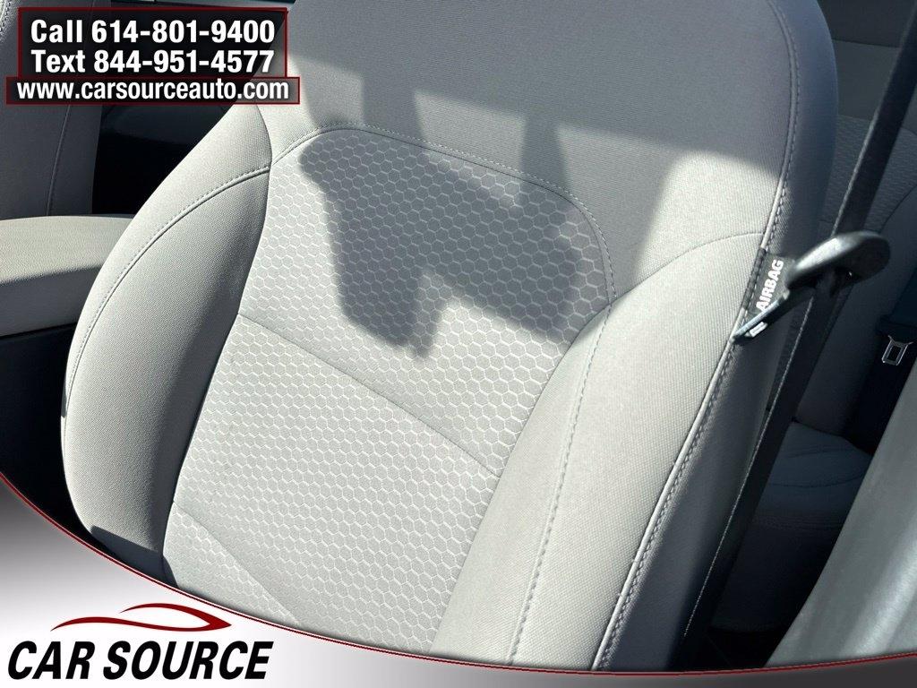 Hyundai Elantra  2020
