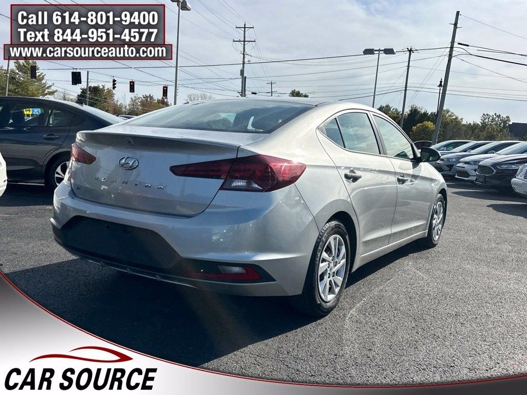 Hyundai Elantra  2020