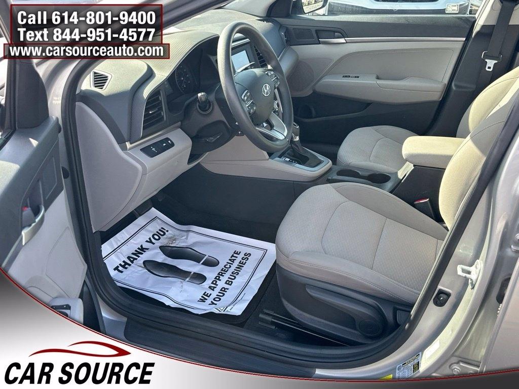 Hyundai Elantra  2020
