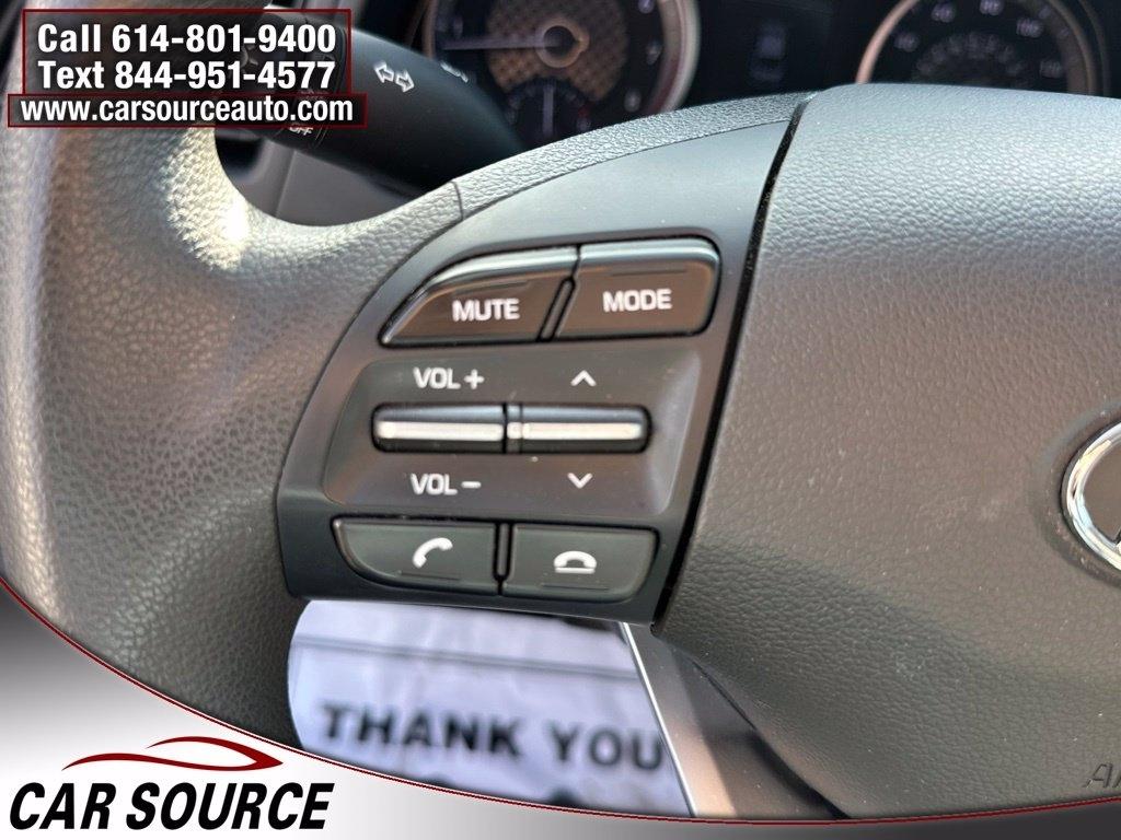 Hyundai Elantra  2020