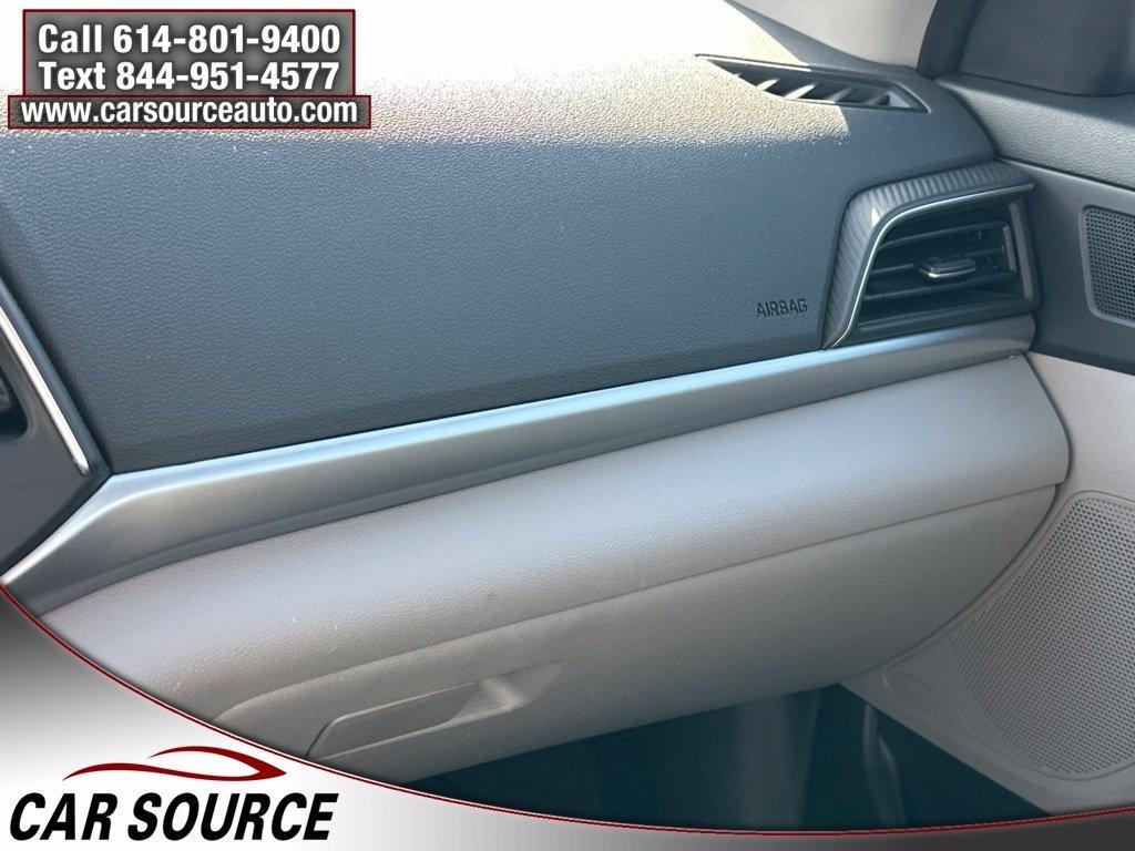 Hyundai Elantra  2020