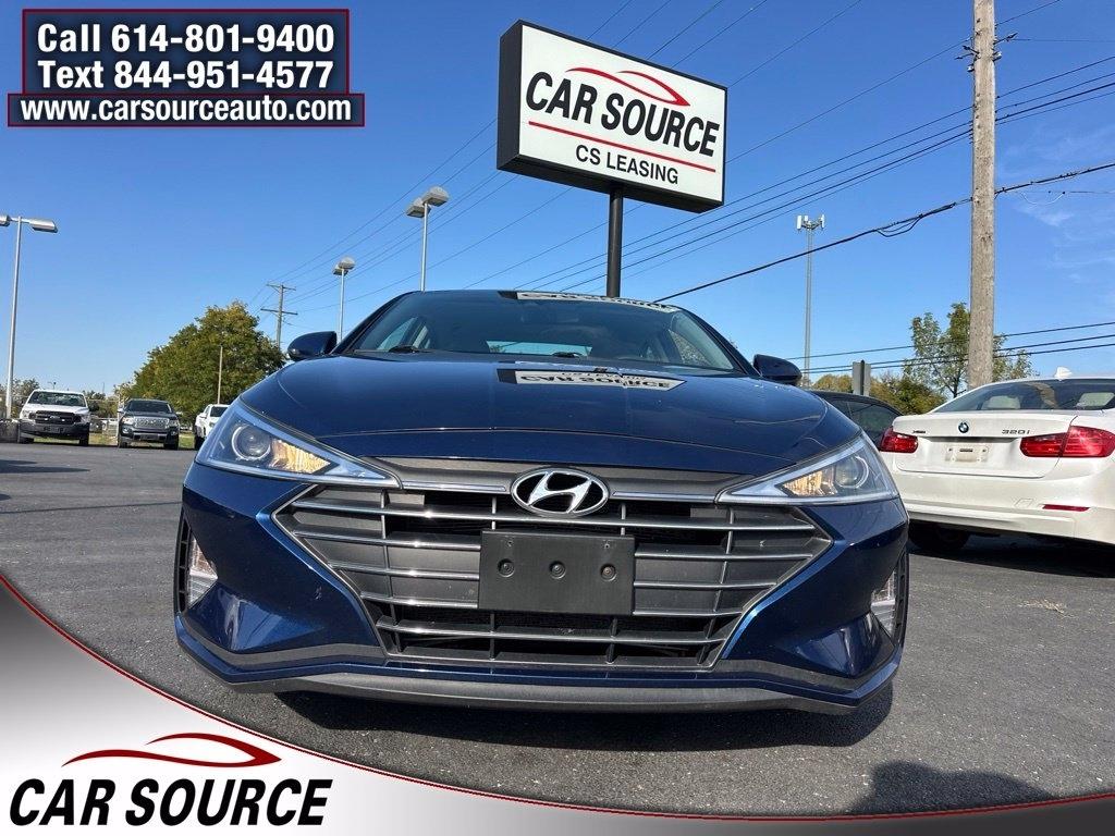 Hyundai Elantra  2020