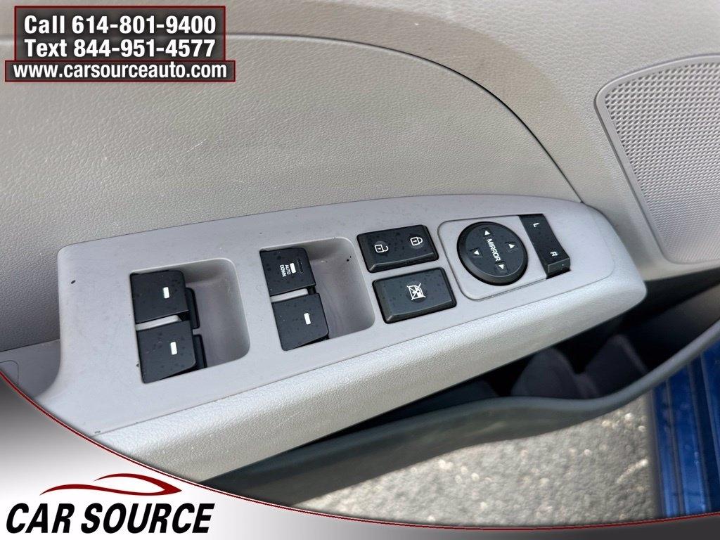 Hyundai Elantra  2020