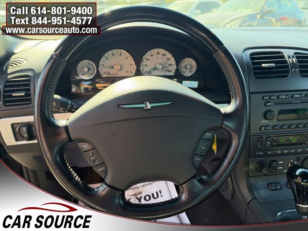 Ford Thunderbird  2003