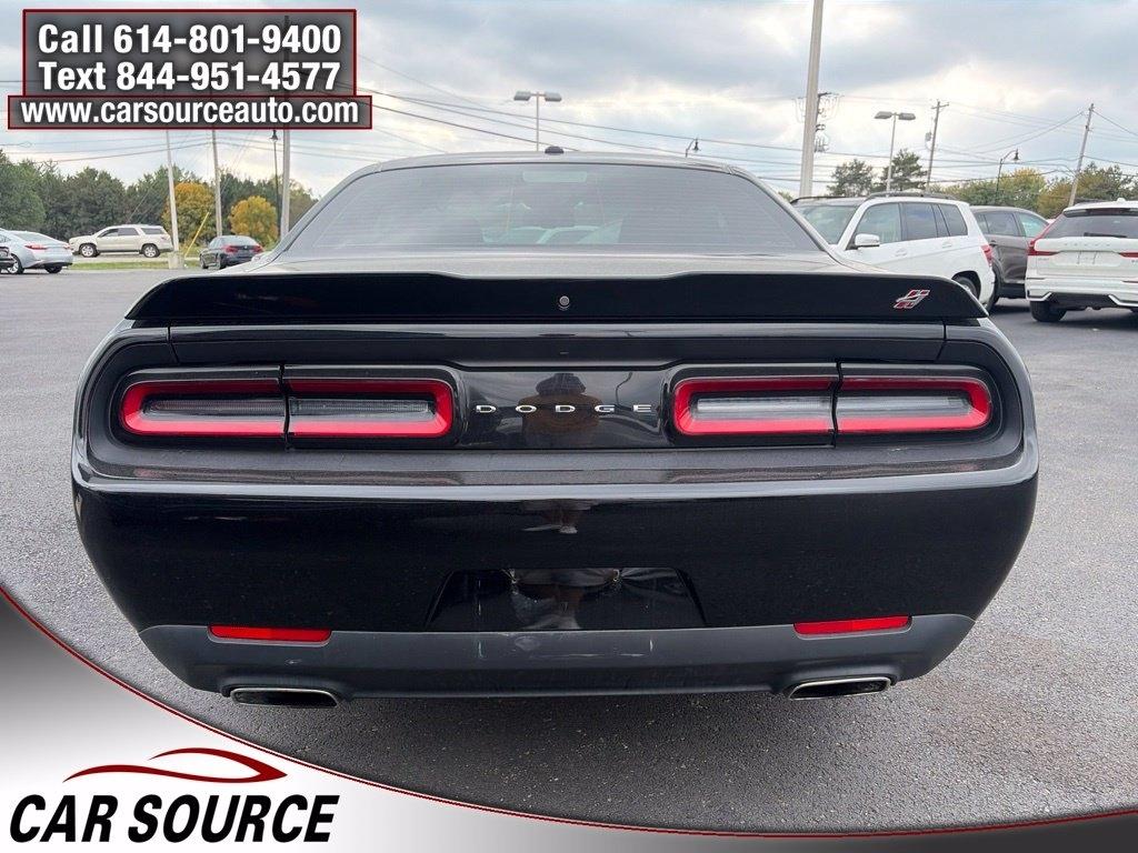 Dodge Challenger  2019
