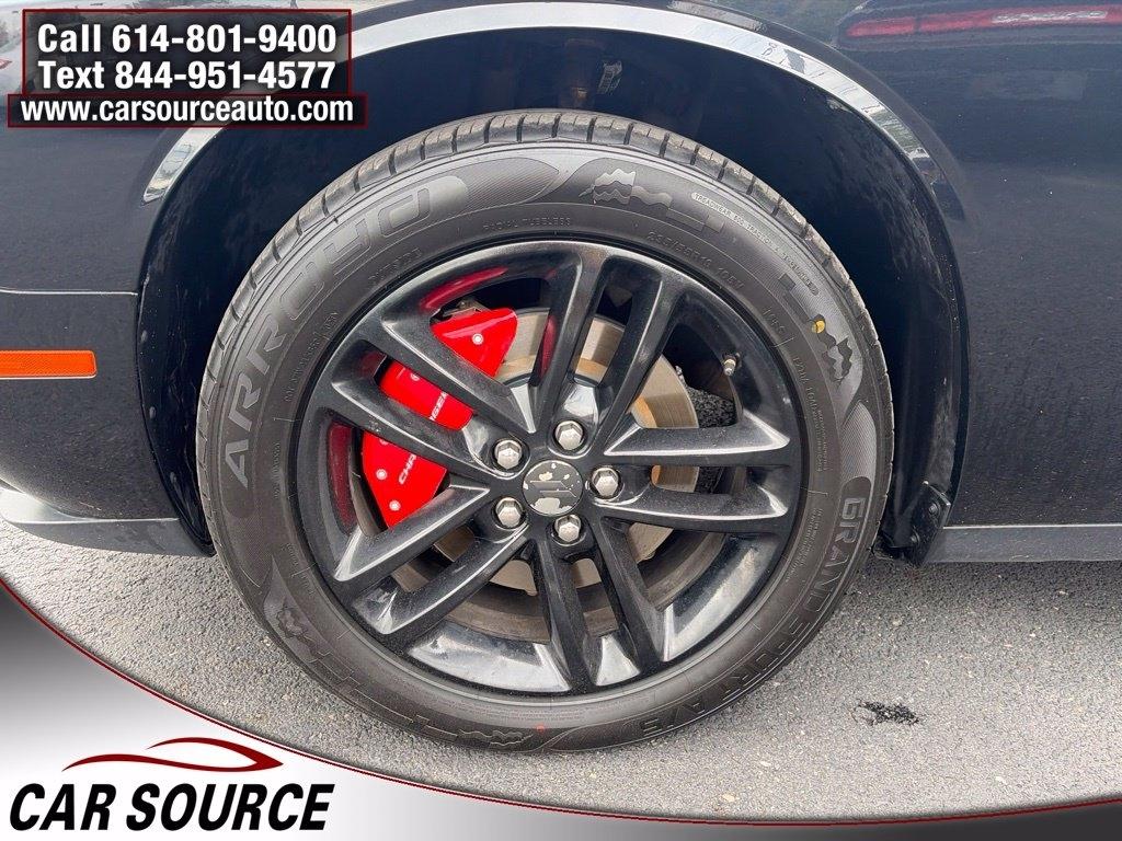 Dodge Challenger  2019