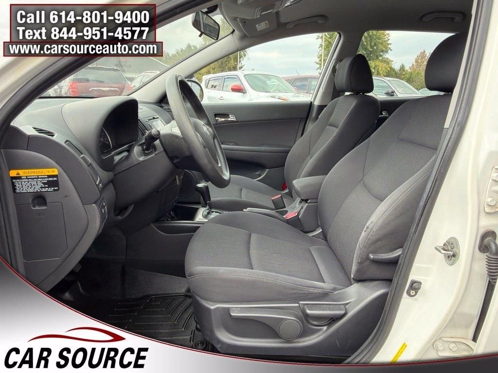 Hyundai Elantra Touring  2010