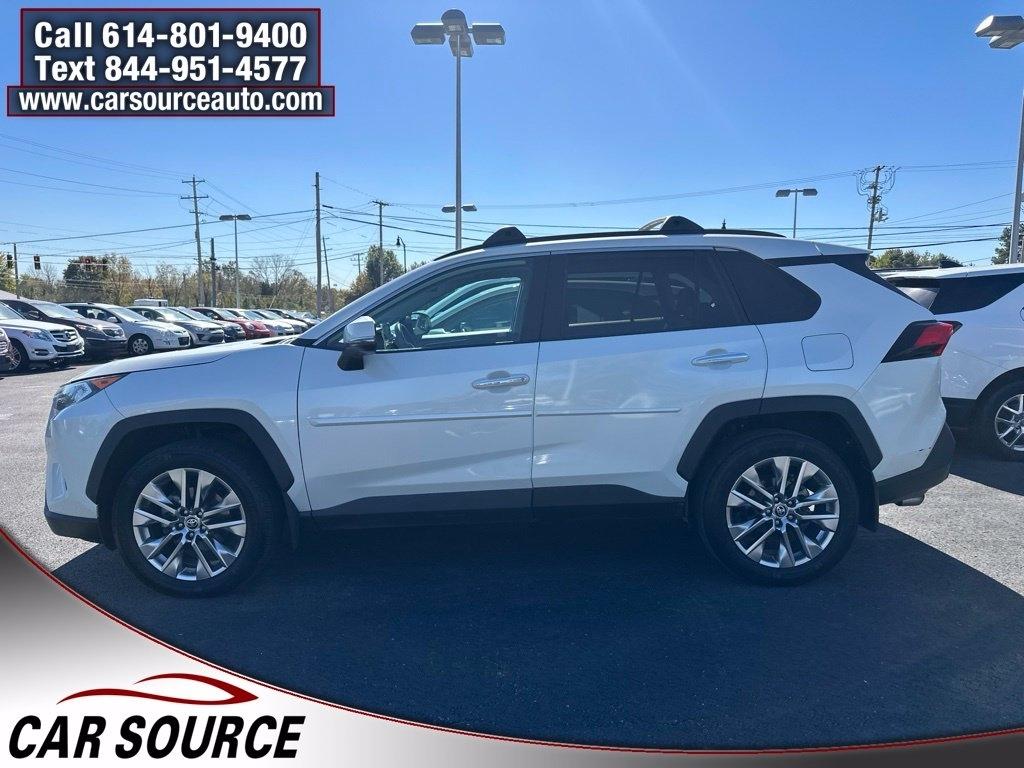 Toyota RAV4  2021