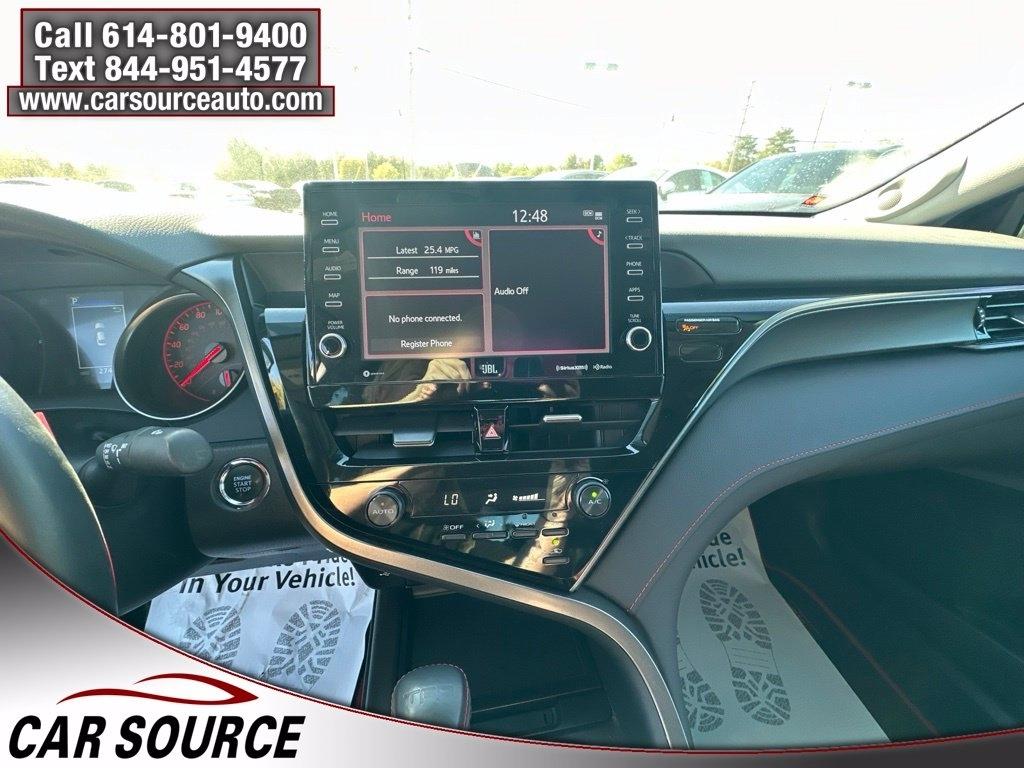 Toyota Camry  2024
