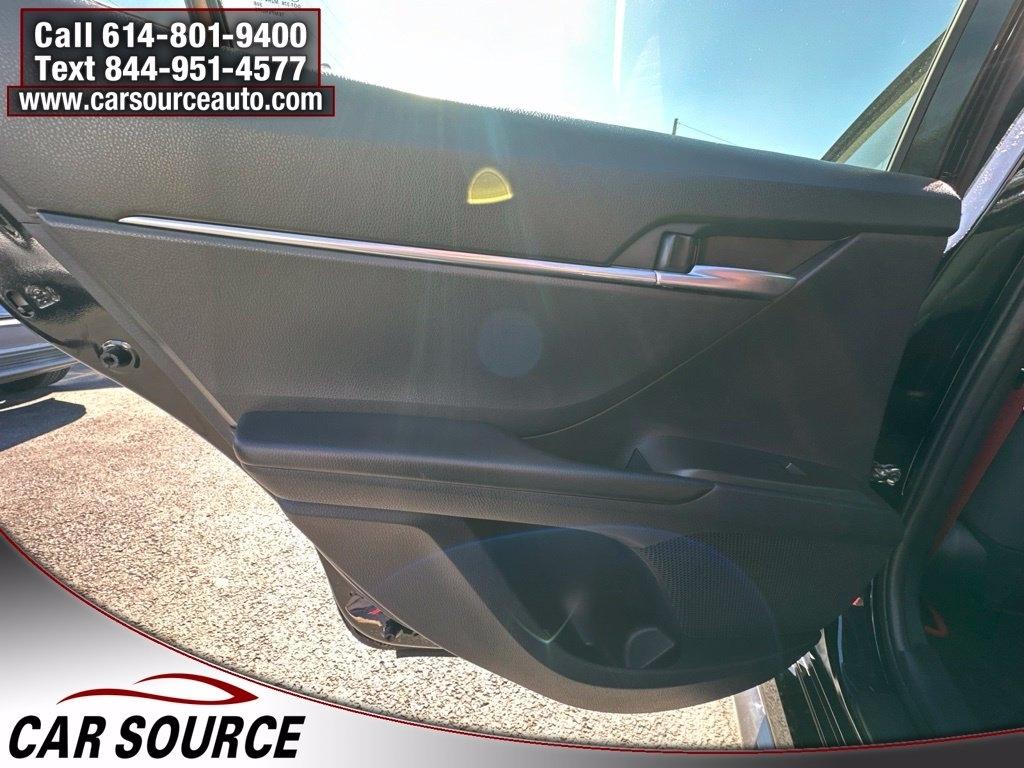 Toyota Camry  2024