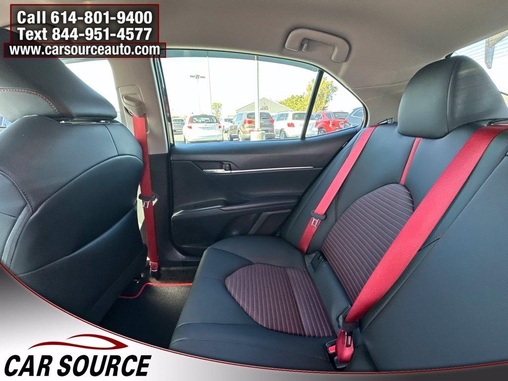 Toyota Camry  2024