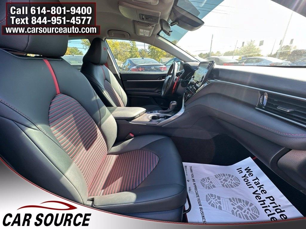 Toyota Camry  2024