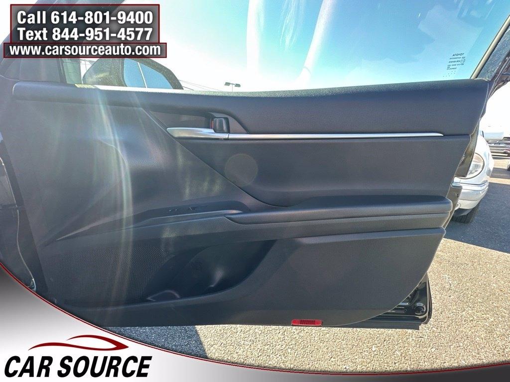 Toyota Camry  2024