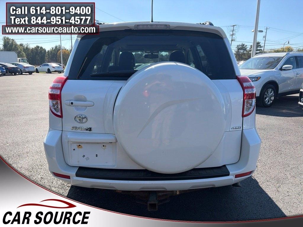 Toyota RAV4  2012