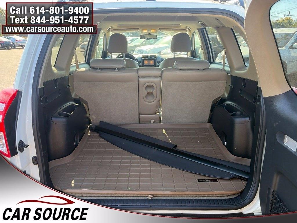 Toyota RAV4  2012