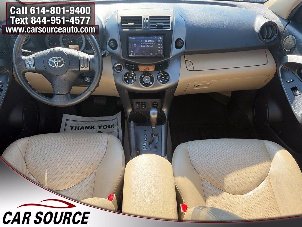Toyota RAV4  2012