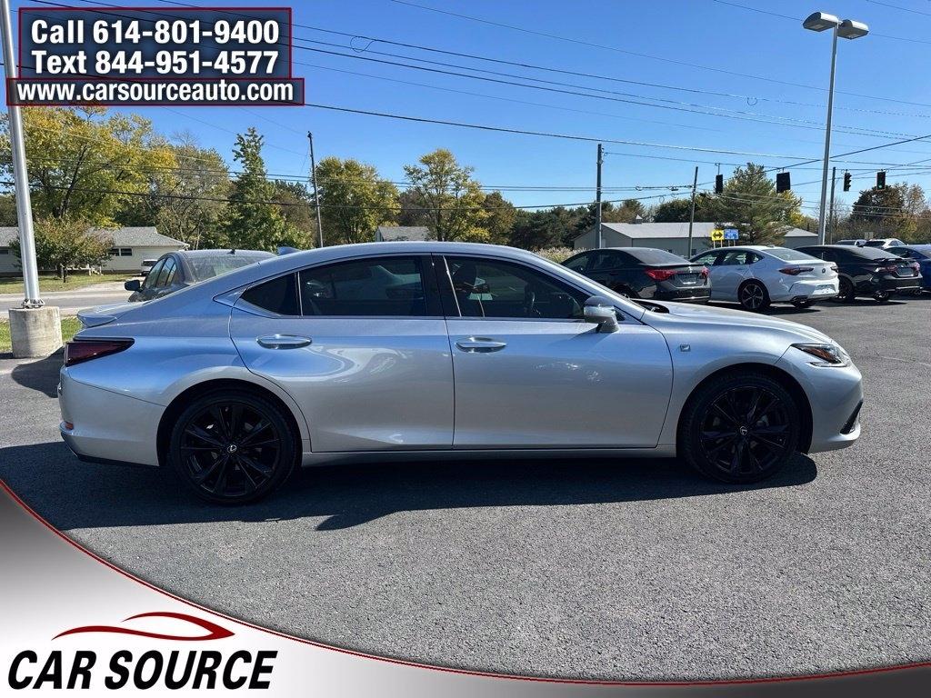 Lexus ES  2024