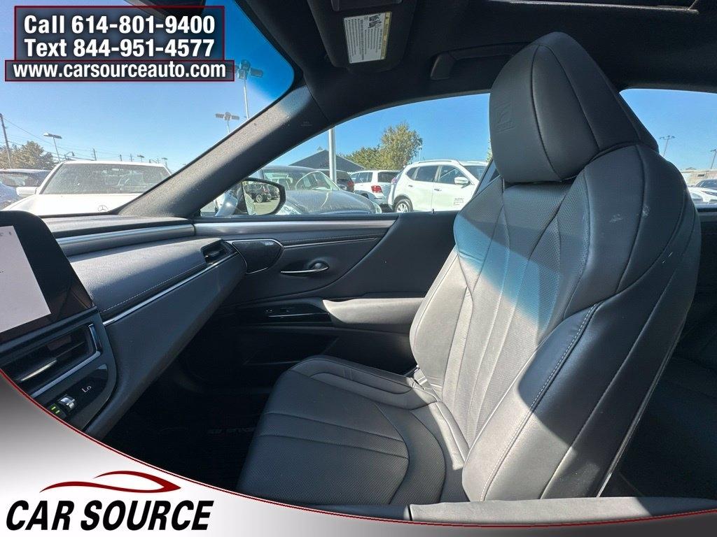 Lexus ES  2024
