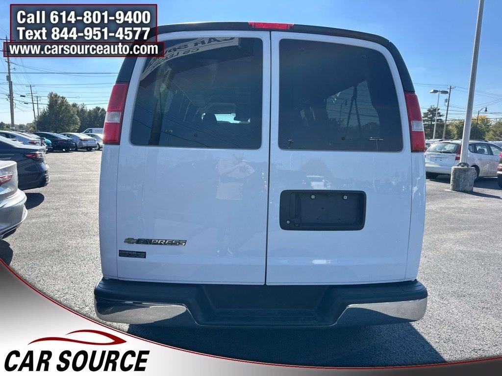 Chevrolet Express Passenger  2019