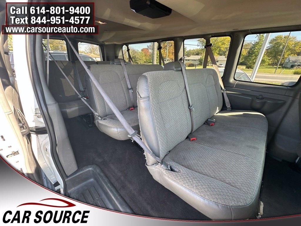 Chevrolet Express Passenger  2019