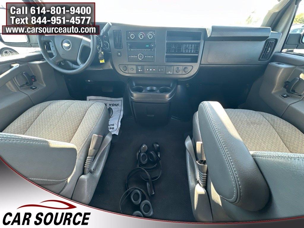 Chevrolet Express Passenger  2019