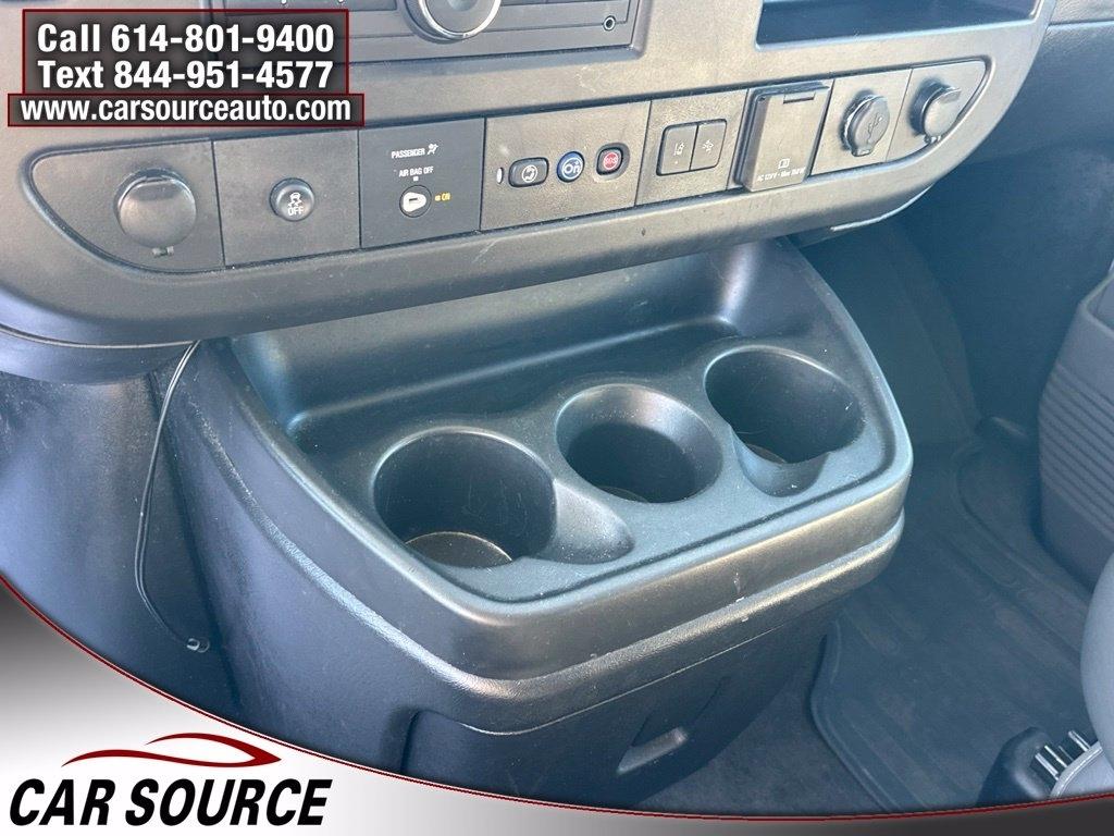 Chevrolet Express Passenger  2019