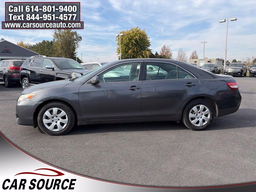 Toyota Camry  2011