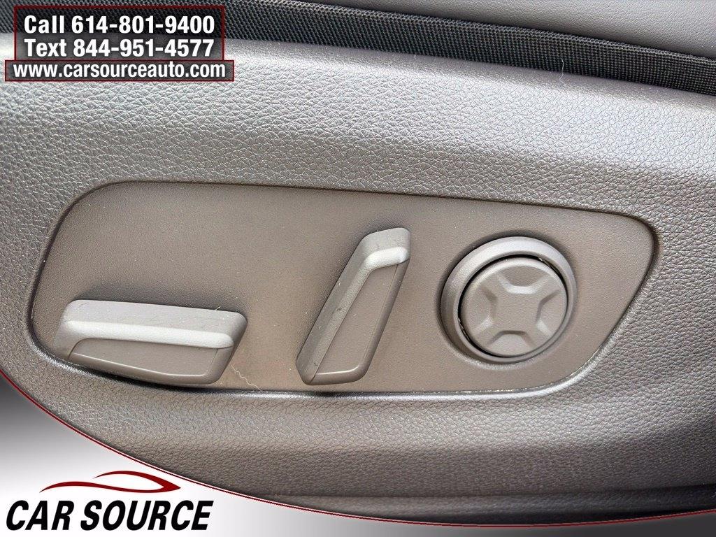 Kia Carnival Hybrid  2026