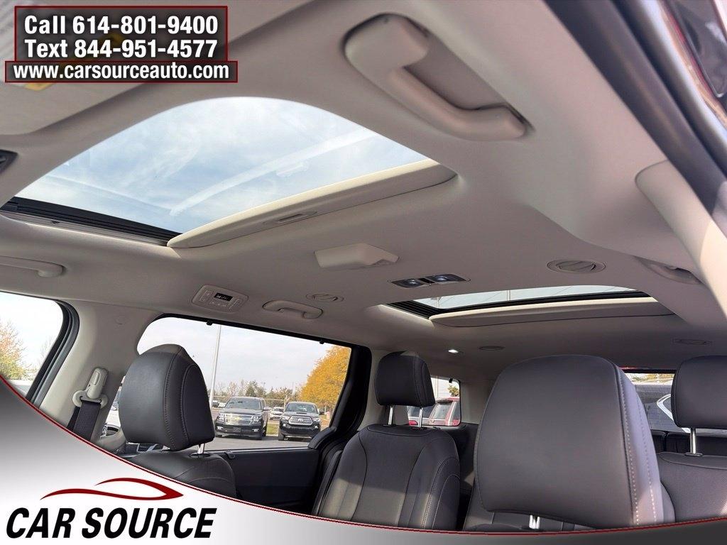 Kia Carnival Hybrid  2026
