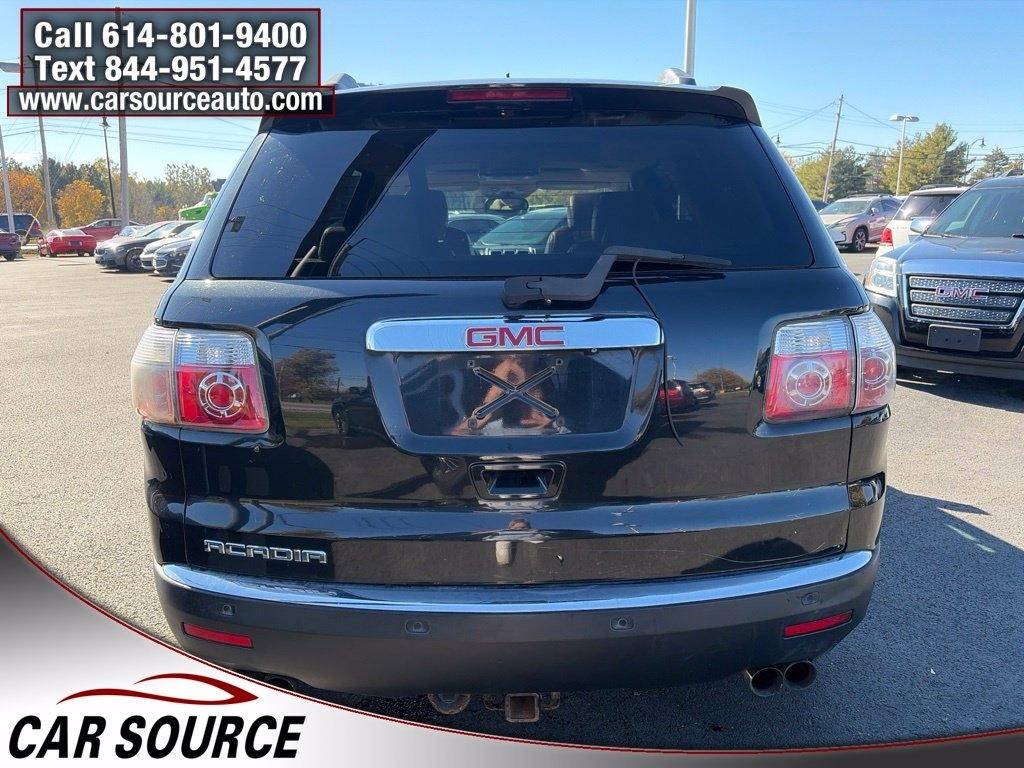 GMC Acadia  2011
