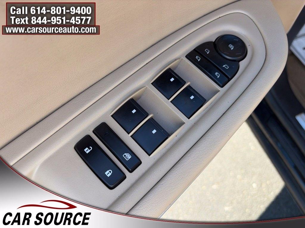 GMC Acadia  2011