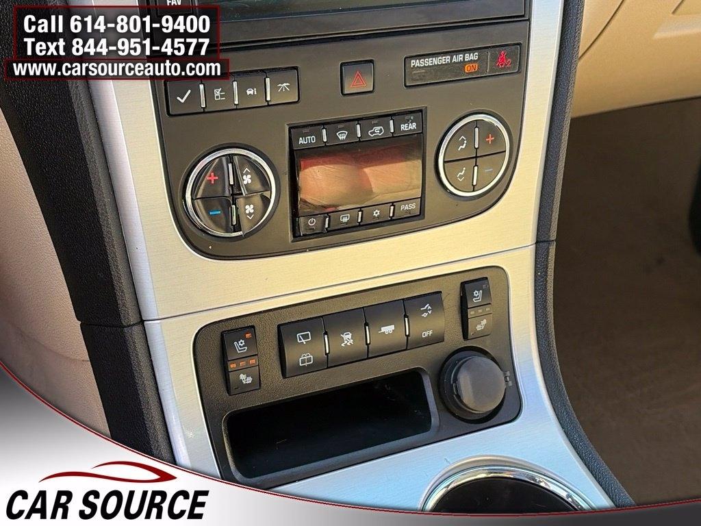 GMC Acadia  2011