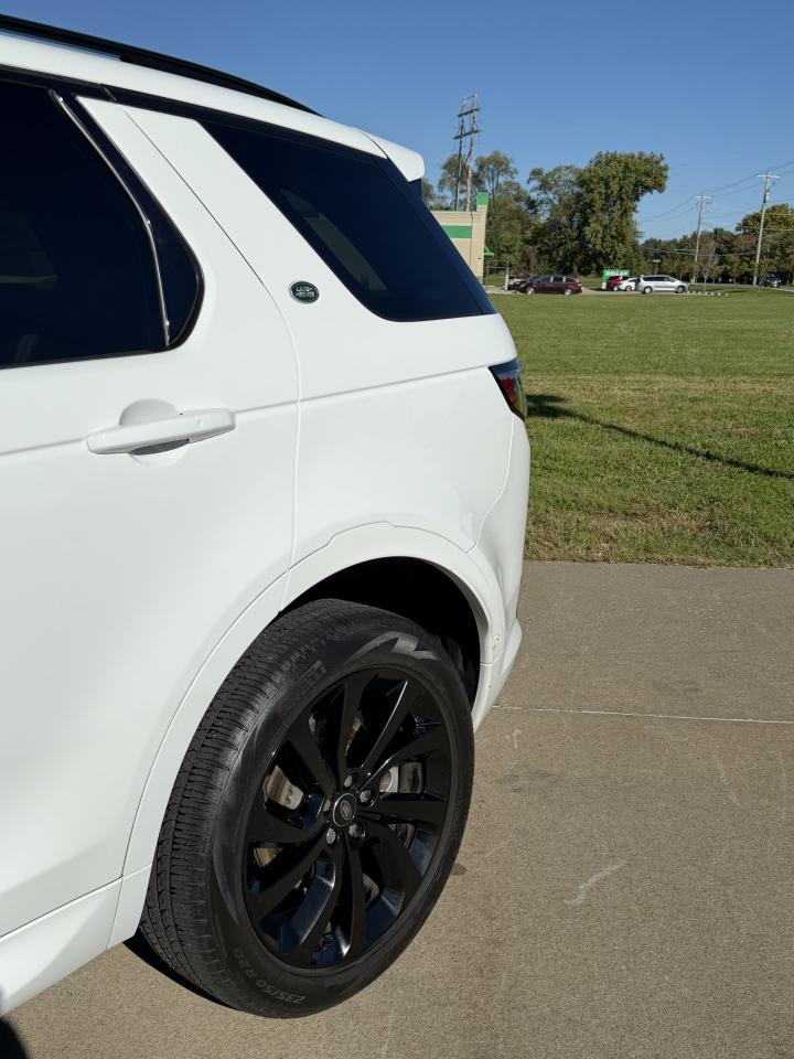 Land Rover Discovery Sport photo 7