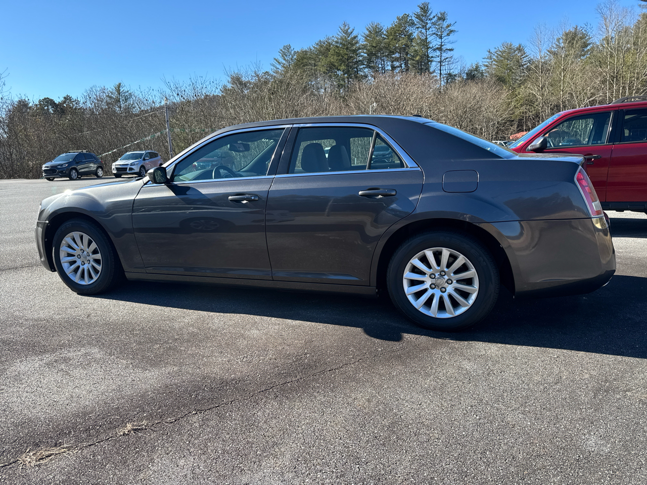 Chrysler 300 RWD 2013