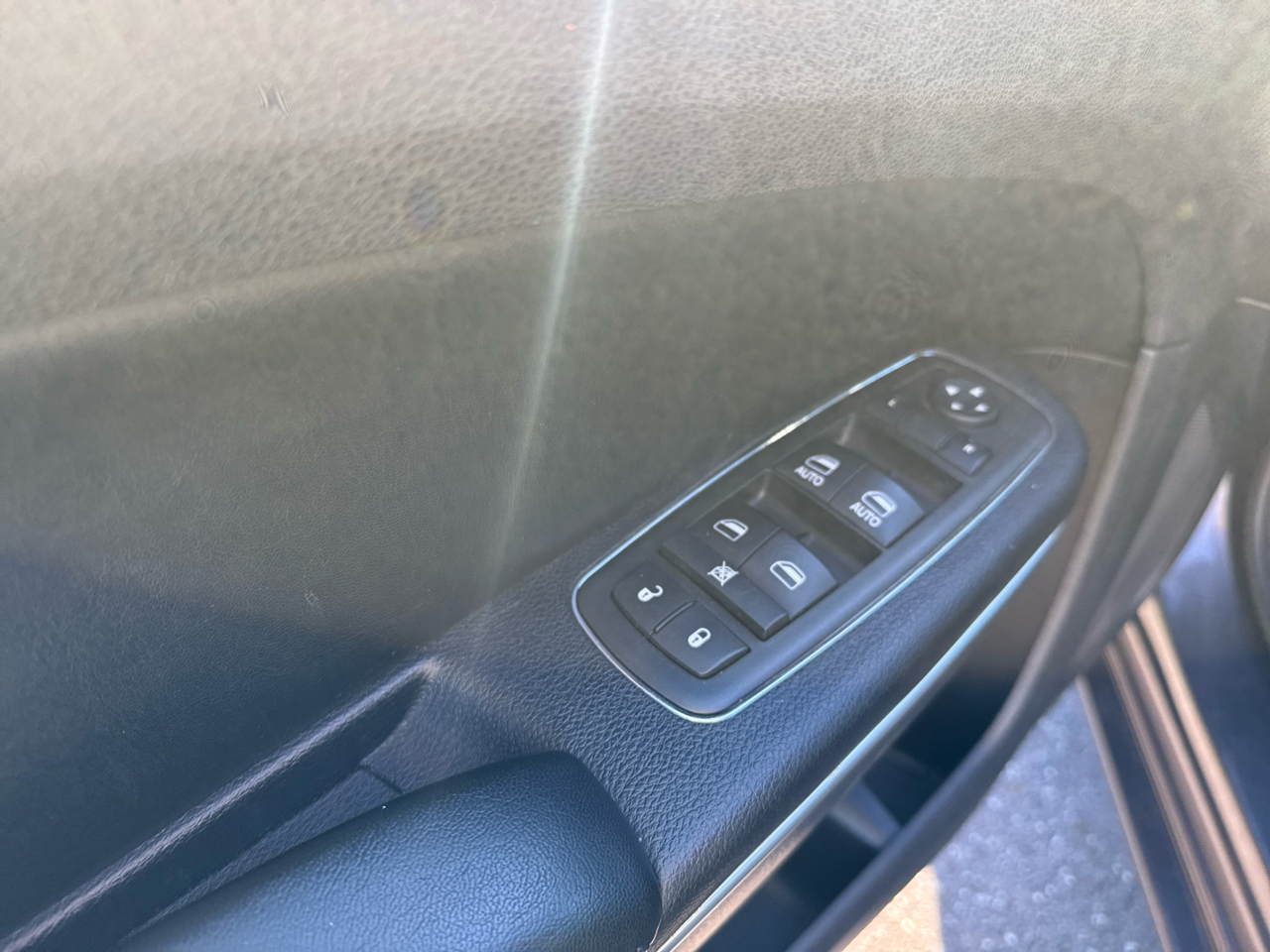 Chrysler 300 RWD 2013