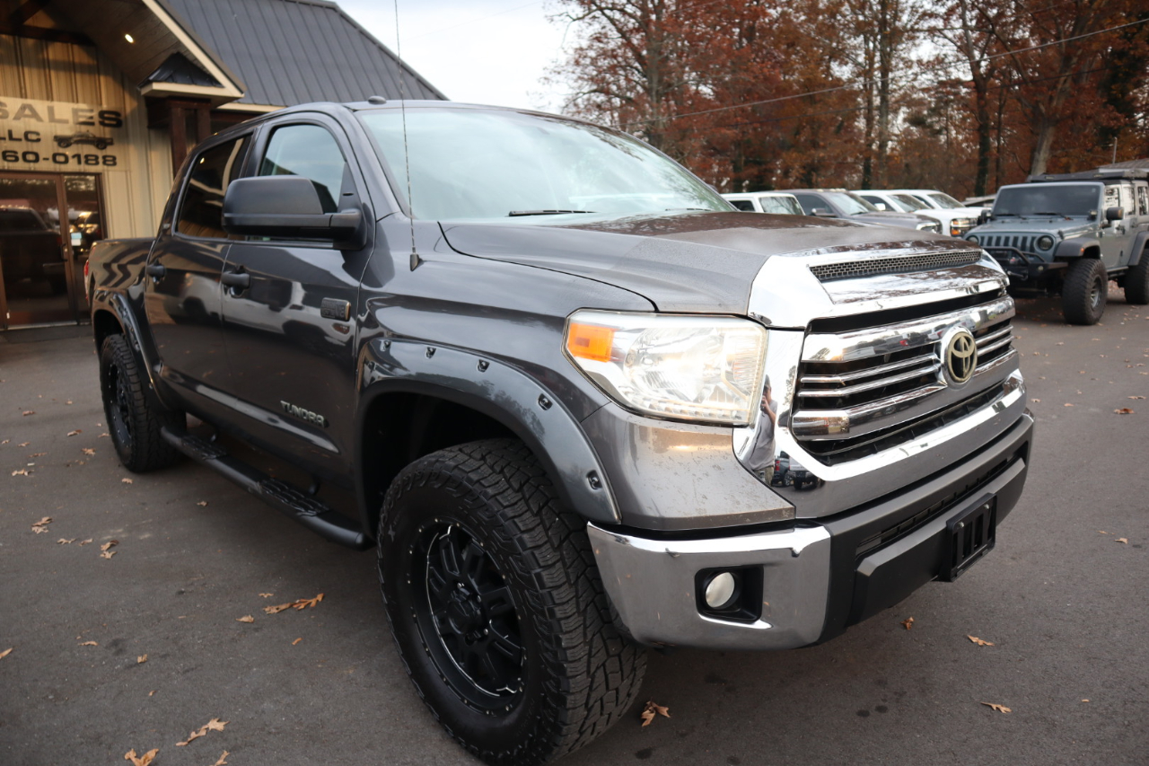 2016 Toyota Tundra CrewMax TRD Pro photo 3